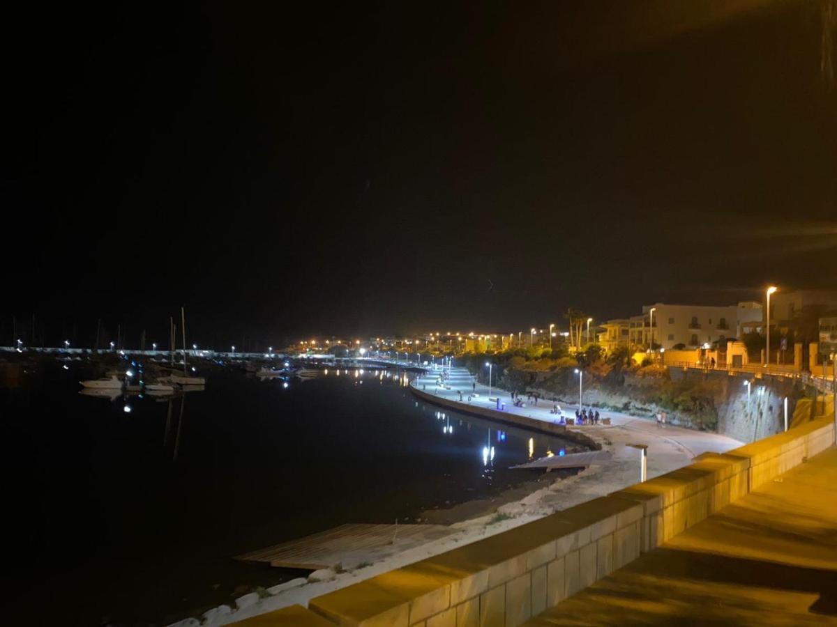 Residence Romeo Marina di Ragusa Buitenkant foto