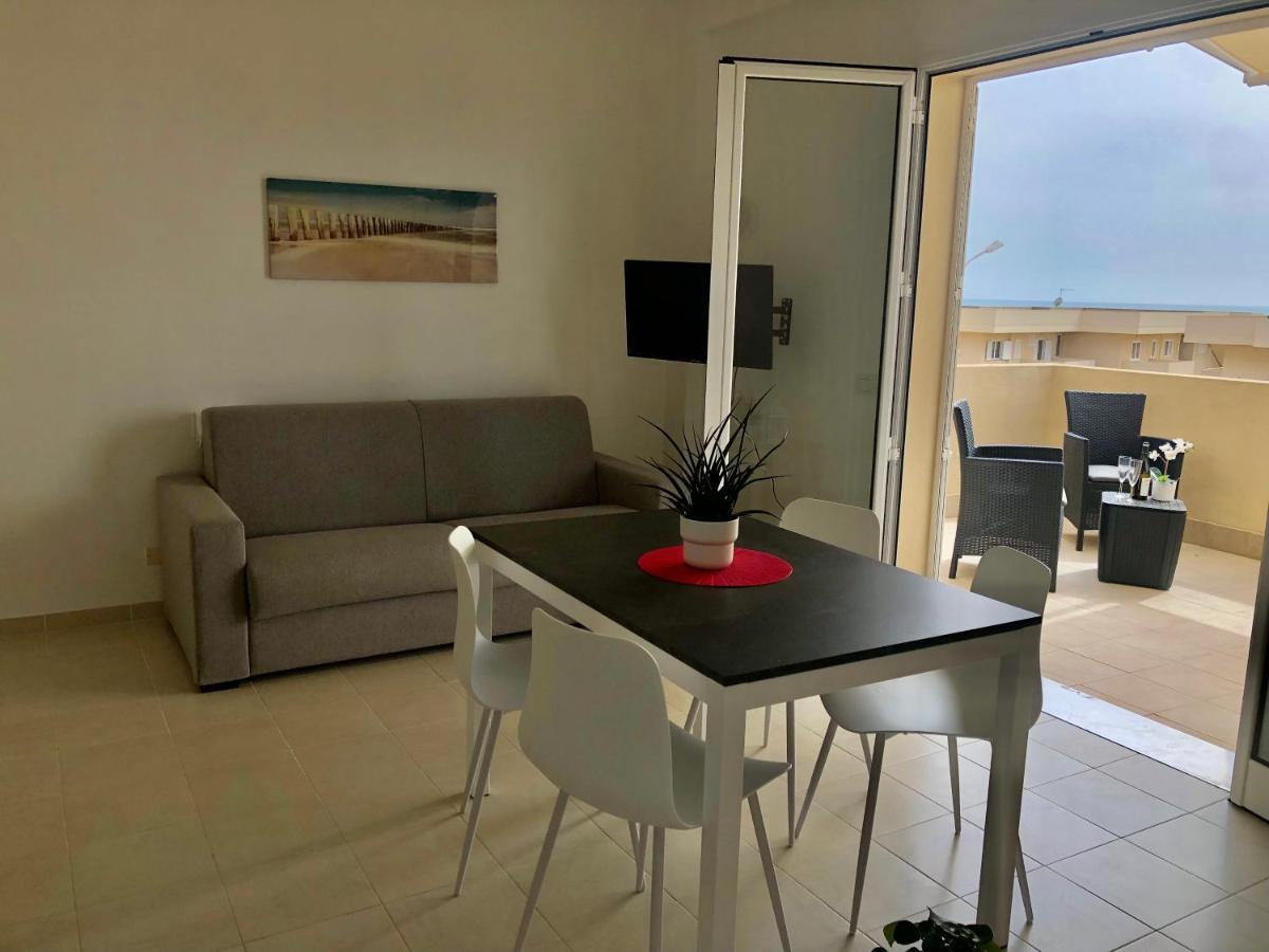 Residence Romeo Marina di Ragusa Buitenkant foto